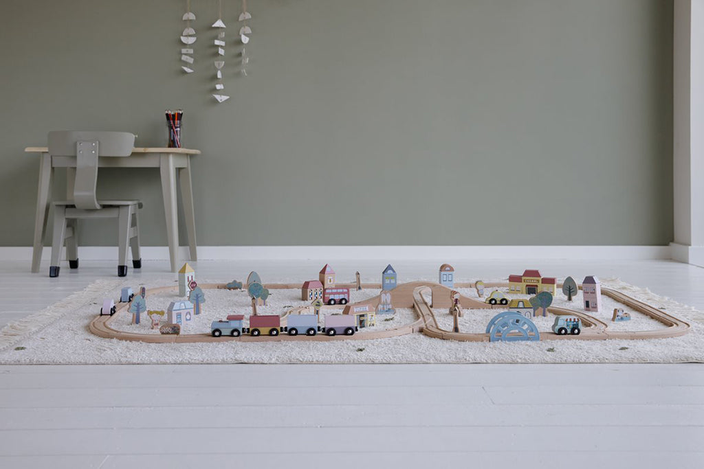 Little Dutch Railway Train XXL Set.