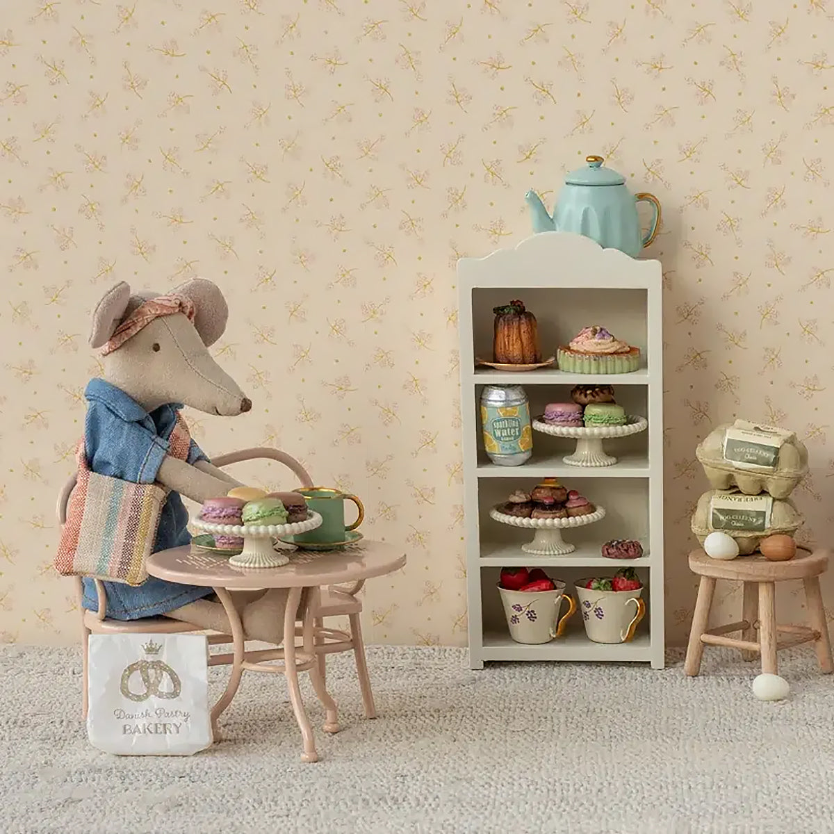 Maileg Cafe Set, Mouse Big - Pale Pink.