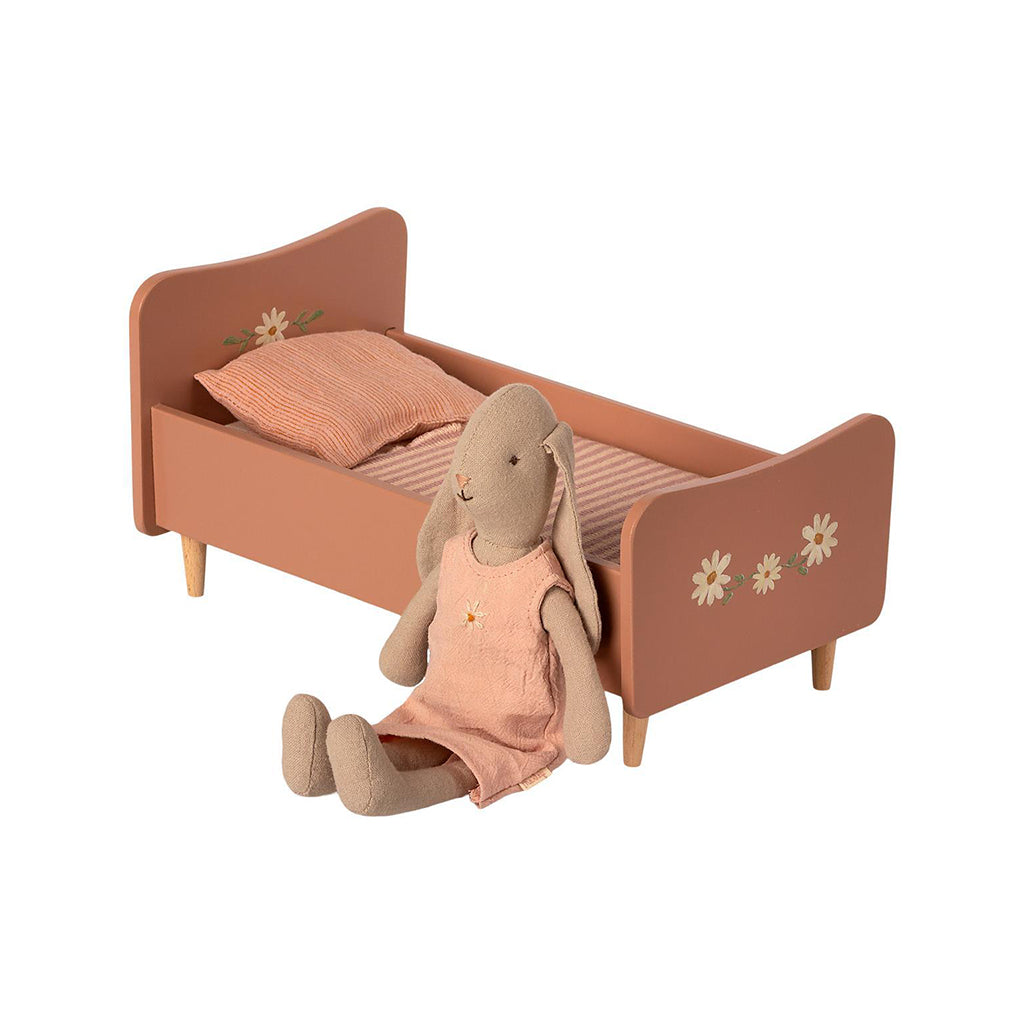 Maileg Wooden Bed Mini - rose.