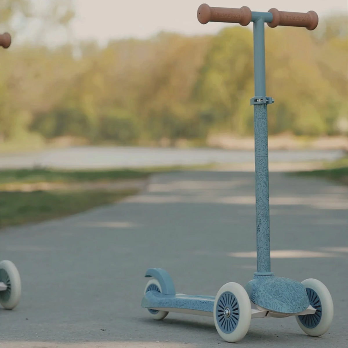 Little Dutch Scooter - Blue