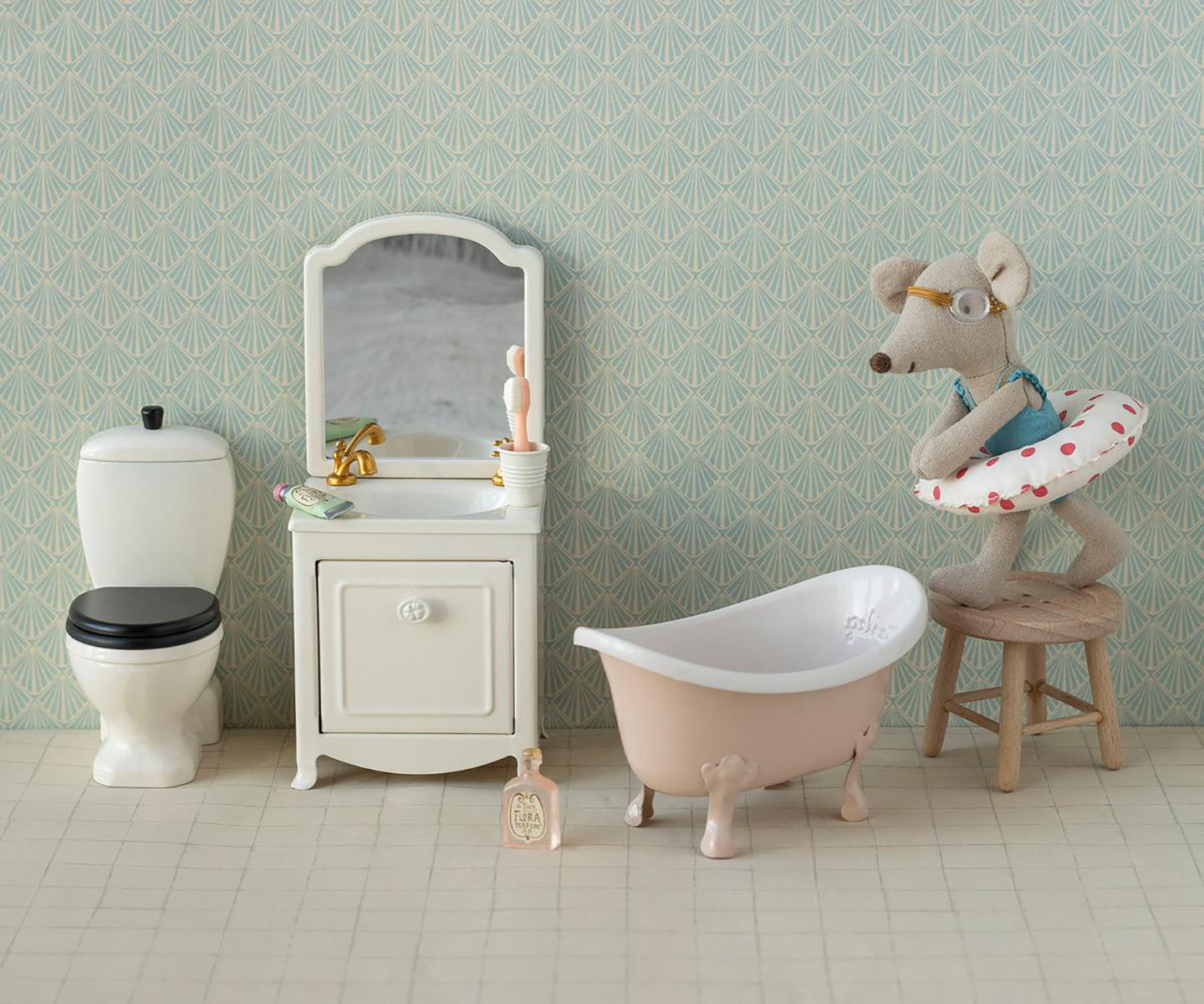 Maileg Miniature Bathtub, Mouse - Rose