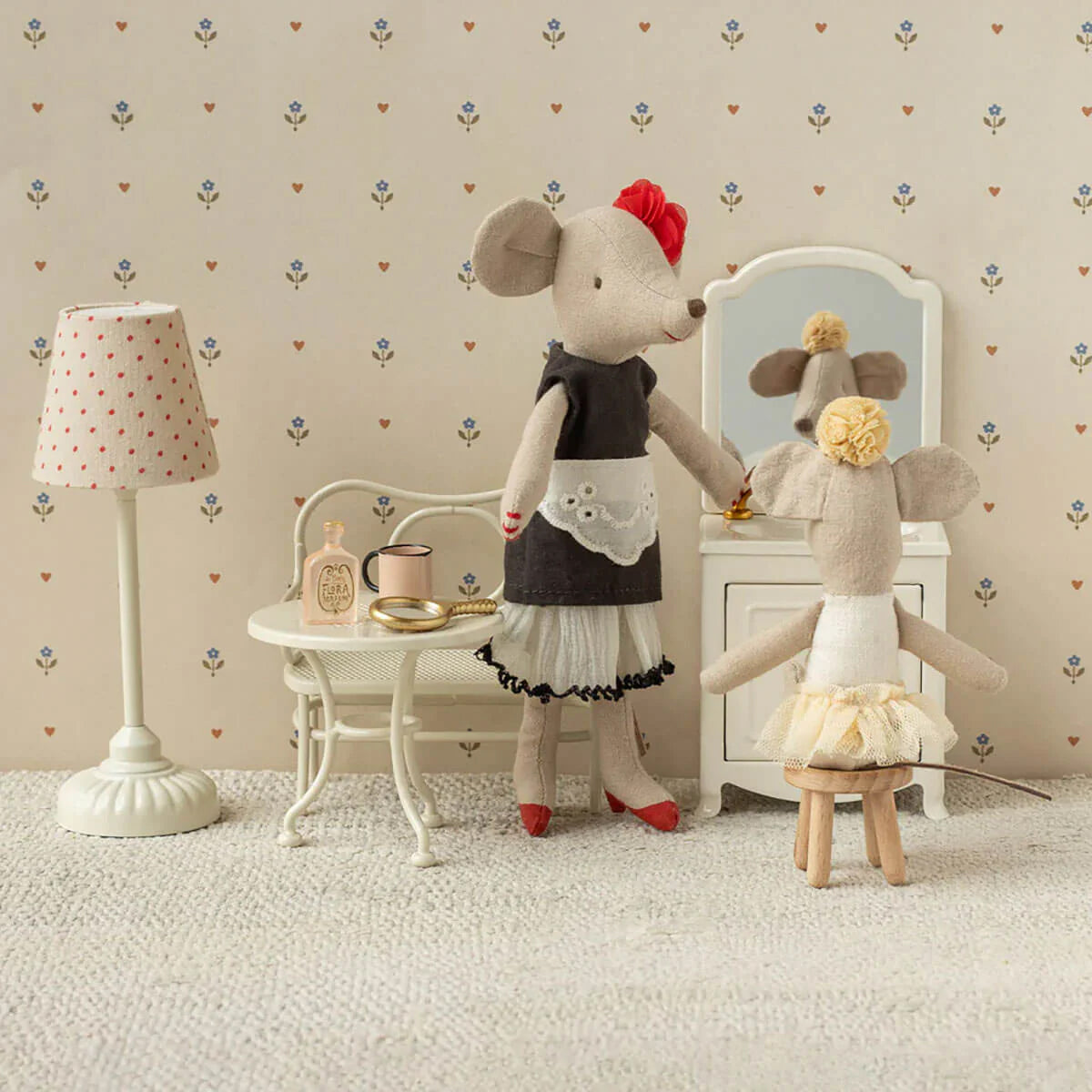 Maileg Beautician Mouse, Mum