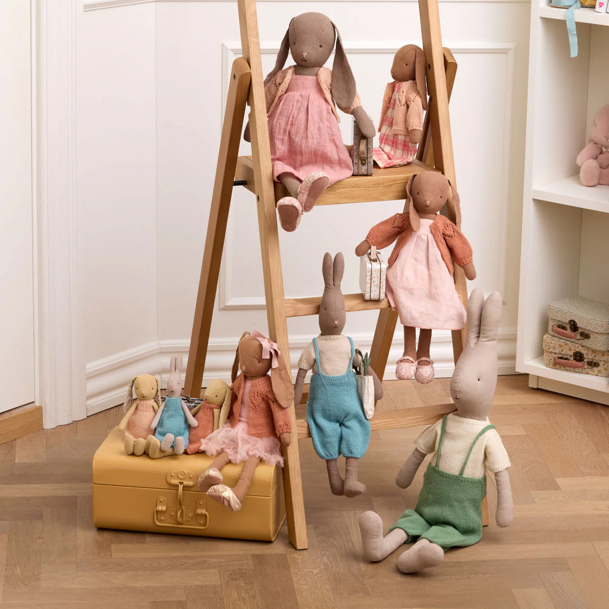 Maileg Bunny Size 4, Brown - Dress and Shoes