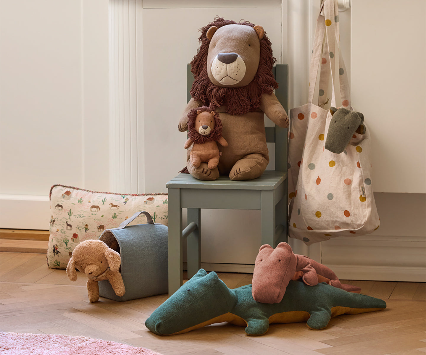 Maileg Pet Carrier - Dusty Blue