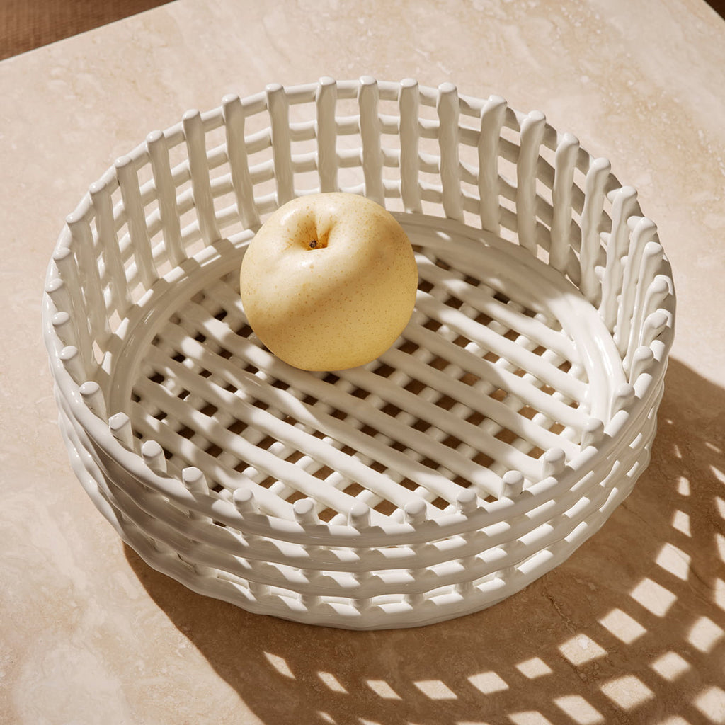 Ferm Living Ceramic Centrepiece - Off White.