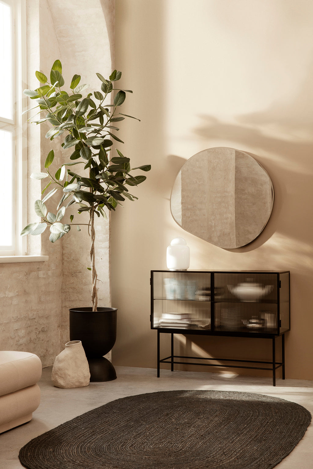 Ferm Living XL Pond Mirror - Brass – ÖSLEY