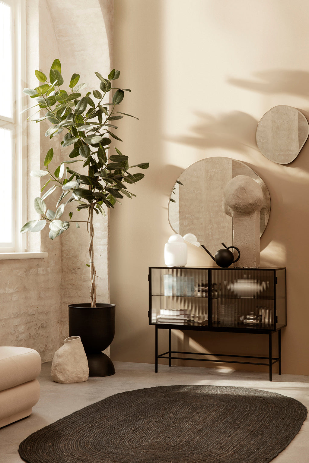 Ferm Living XL Pond Mirror - Brass – ÖSLEY
