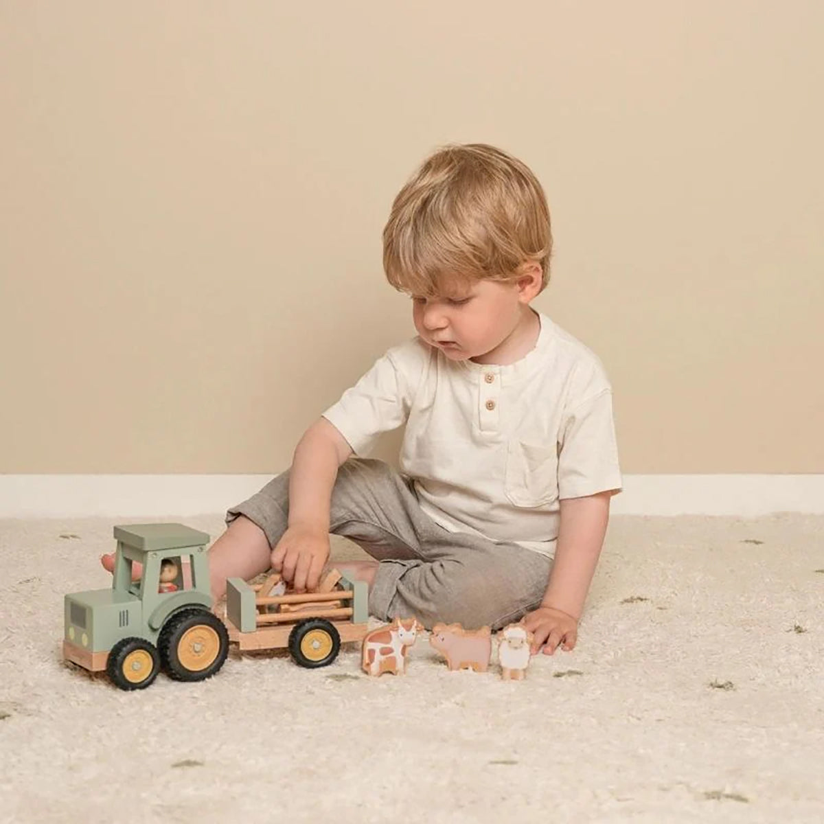 Little Dutch Tractor with Trailer - Little Farm.