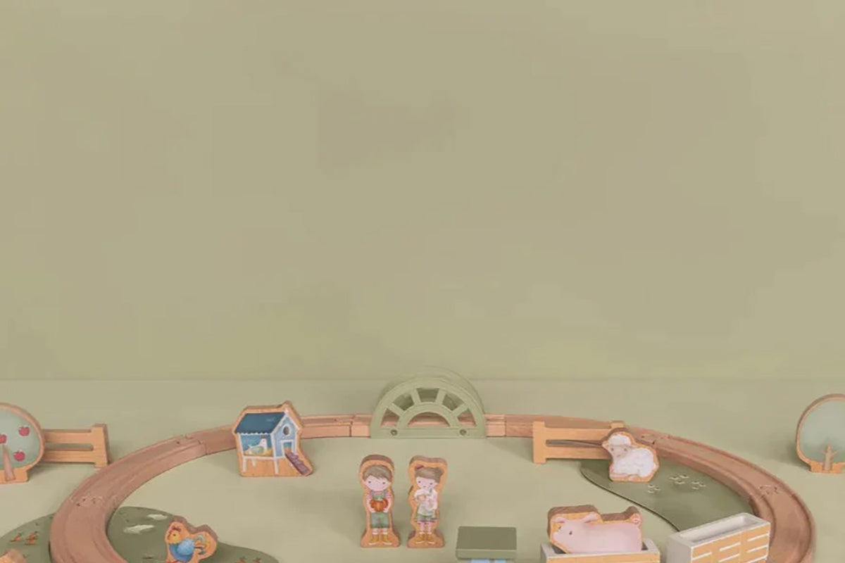 Little Dutch Wooden Train Track - Little Farm.