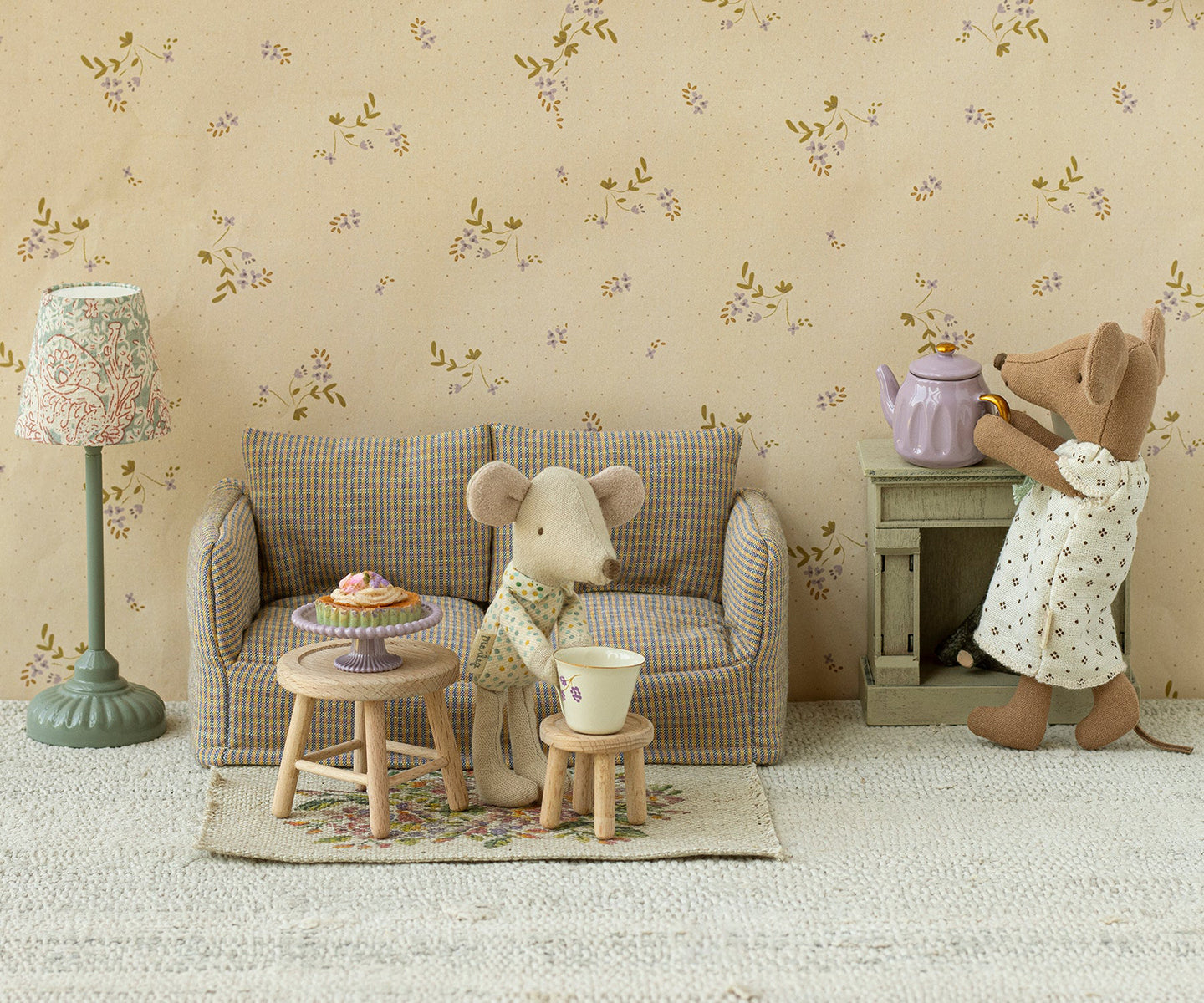 Maileg Vintage Floor Lamp, Small - Mint.