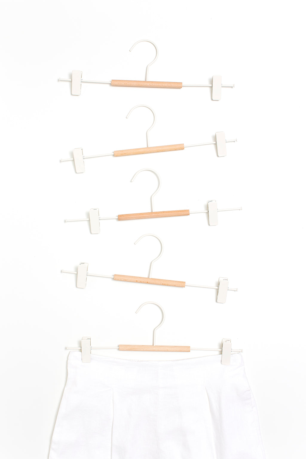 Mustard Made Adult Clip Hangers - White.