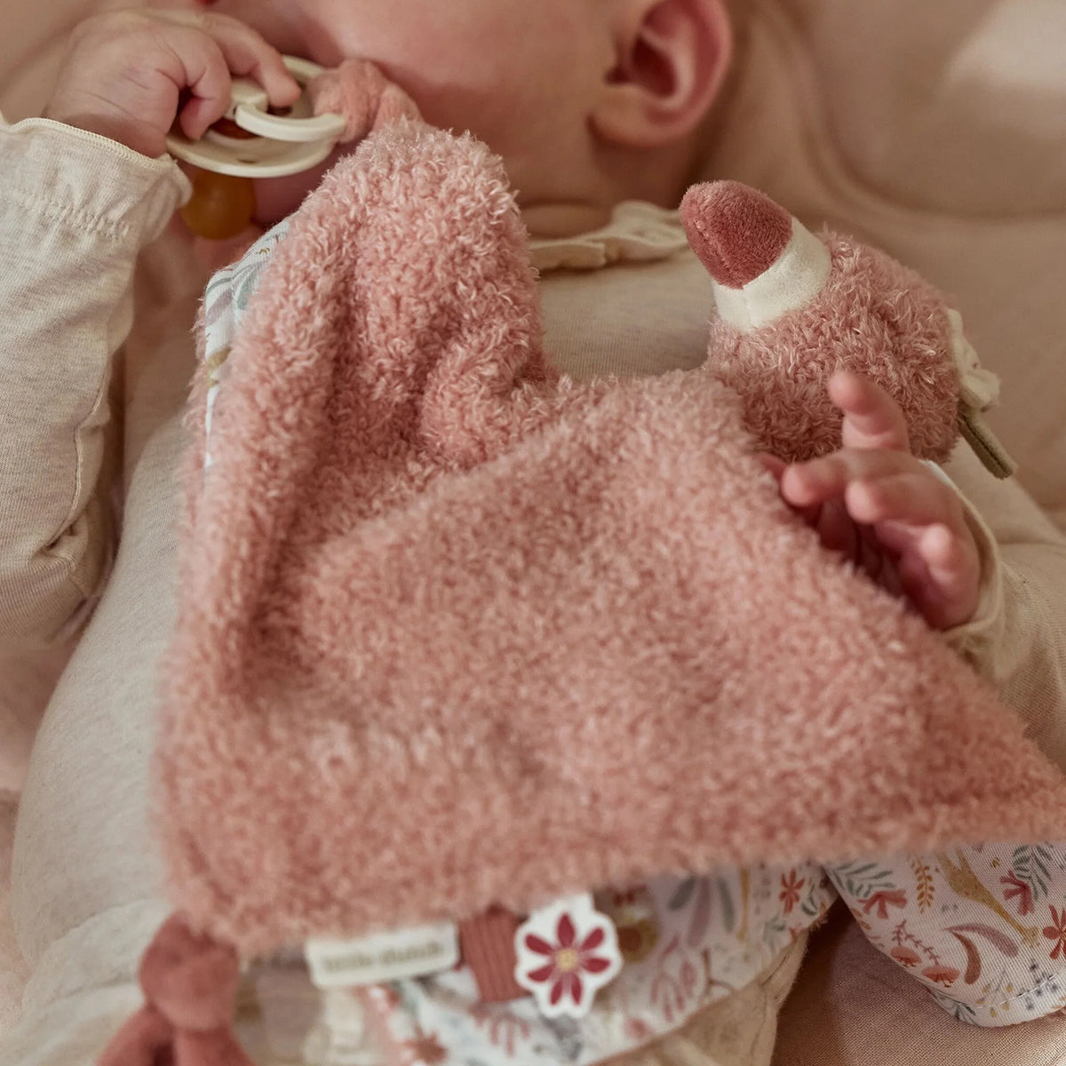 Little Dutch Flamingo Cuddle Cloth - Safari Friends