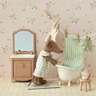 Maileg Sink Dresser with Mirror, Mouse - Dark Powder